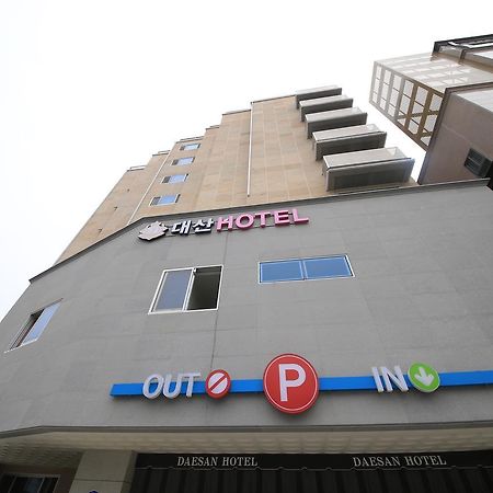 Daesan Hotel Seosan Экстерьер фото