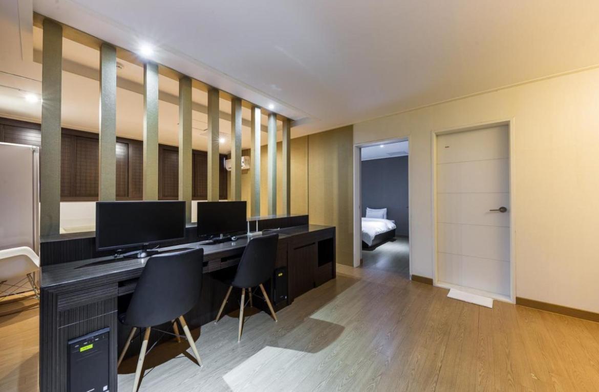 Daesan Hotel Seosan Экстерьер фото
